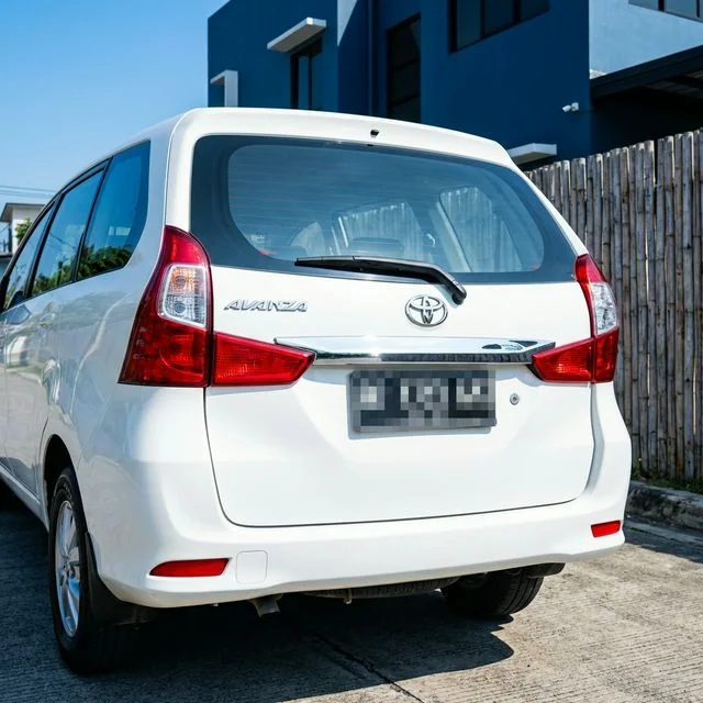 Sewa Toyota Avanza Flores - Sewa Mobil Lepas Kunci Labuan Bajo