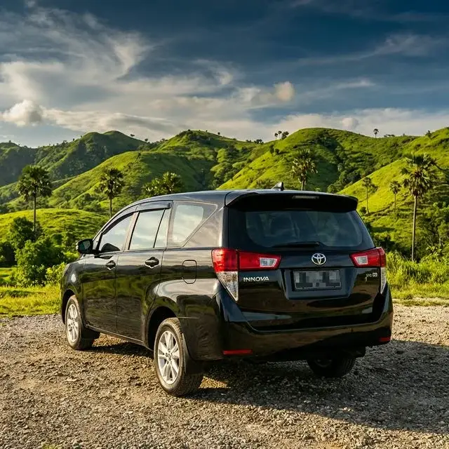 Sewa Innova Reborn Labuan Bajo - Sewa Mobil Labuan Bajo
