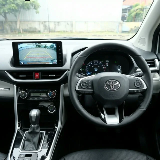 Dashboard Veloz Labuan Bajo - Sewa Mobil Labuan Bajo