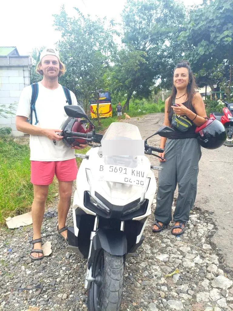 Pelanggan Sewa Honda ADV 160cc Flores